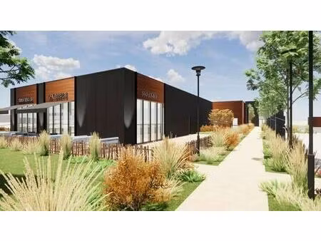 location commerce 300 m² à 2 200 m²