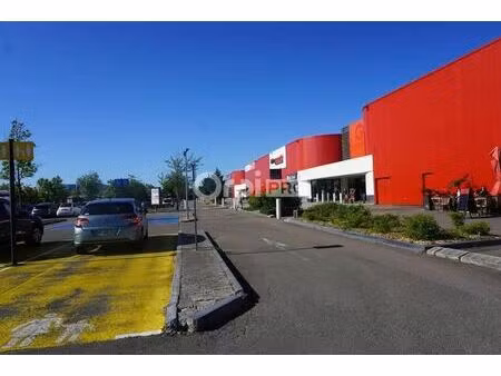 location commerce fontaine les dijon 21121 2224m²