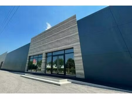 location commerce gonfreville l orcher 76700 425m² à 1025m²