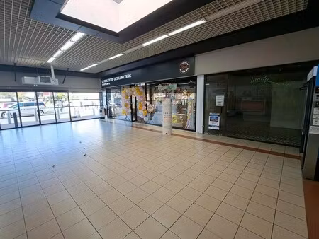 location commerce 19 m²