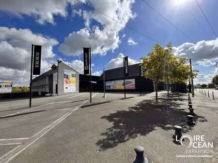 location commerce la seguiniere 49280 194m² à 1600m²