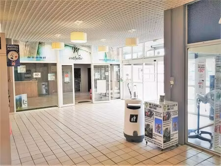 location commerce lignan sur orb 34490 64m²