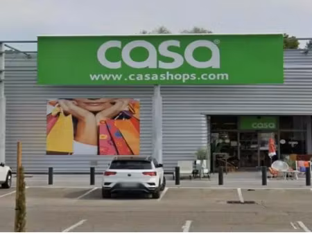 location commerce 540 m²