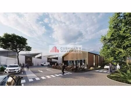 location commerce 365 m²