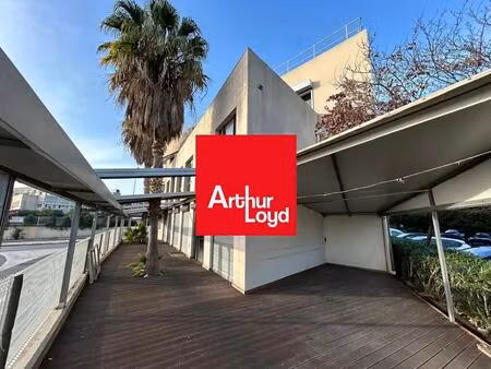 location commerce marseille 13016 300m²
