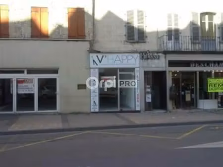 location commerce montlucon 03100 30m²