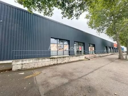 location commerce nancy 54000 850m²