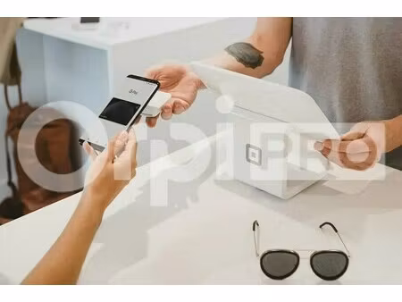 location commerce 78 m²