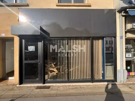 location commerce 30 m² à 80 m²