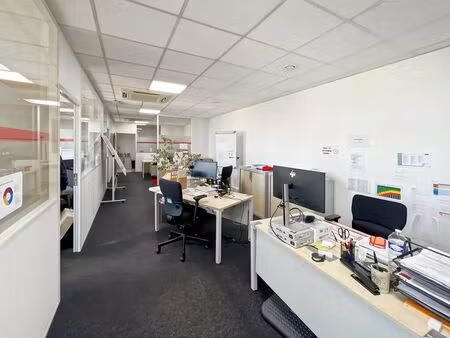 vente bureaux 133 m²