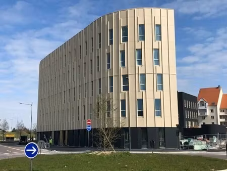 vente bureaux 694 m²