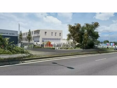 location commerce 986 m²