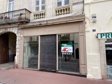 location commerce 118 m²