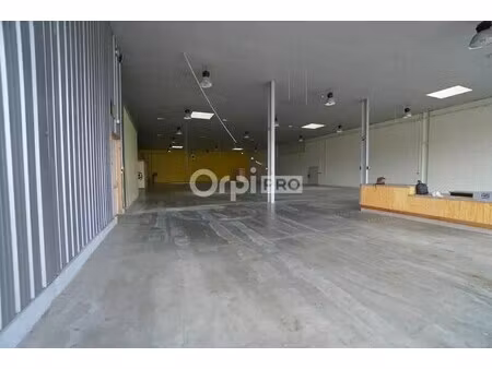 location commerce chenove 21300 885m²