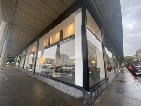 location commerce le havre 76600 1423m²