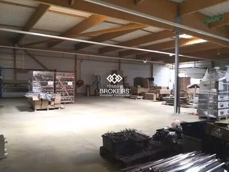 location commerce livarot pays d auge 14140 1245m²