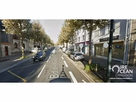 location commerce nantes 44300 72m²