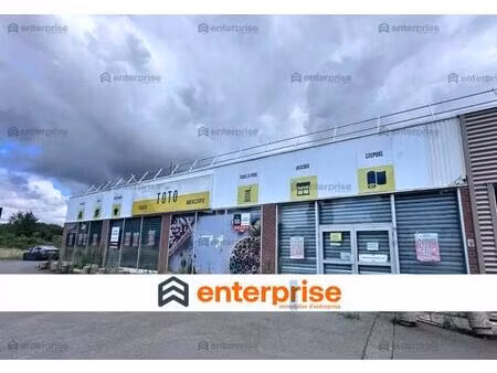 location commerce 250 m² à 468 m²