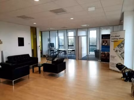 vente bureaux 227 m²