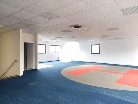 vente bureaux 197 m²