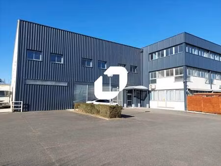 vente bureaux 20 m² à 772 m²