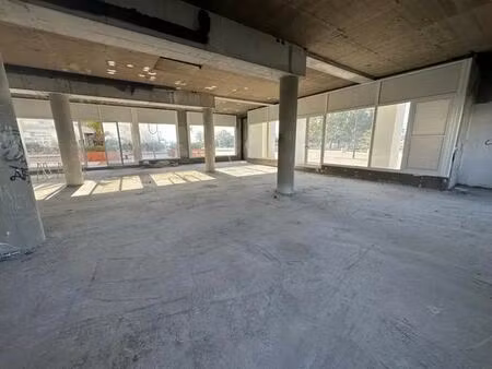 location commerce antibes 06160 241m²