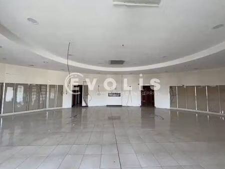 location commerce longueau 80330 450m²