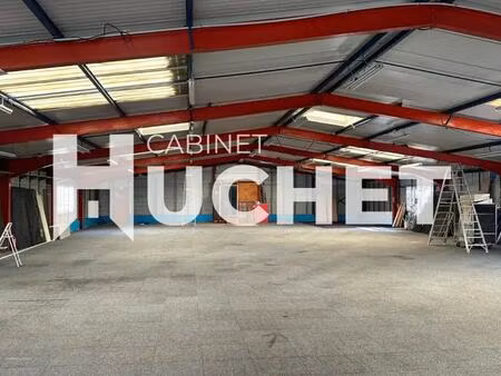 location commerce ouistreham 14150 597m²