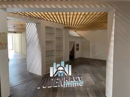 location commerce 760 m²