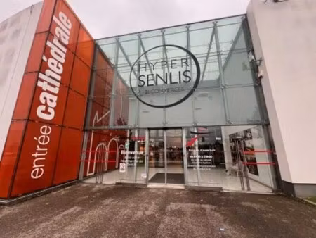 location commerce senlis 60300 157m² à 407m²
