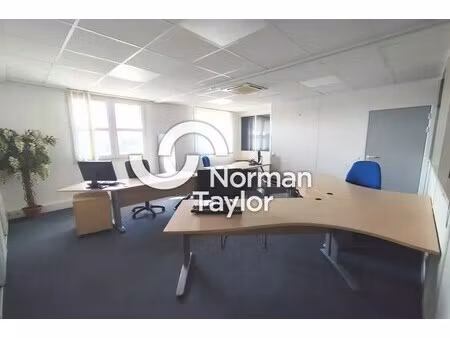 vente bureaux 230 m²