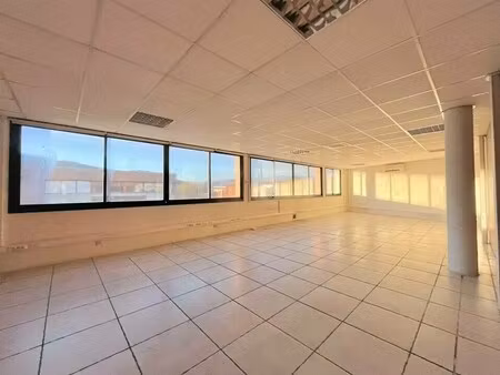vente bureaux 217 m²