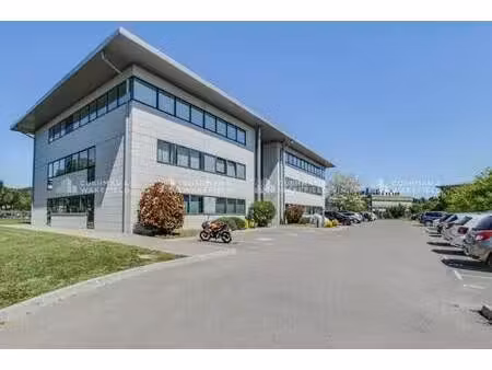 vente bureaux 174 m² à 541 m²
