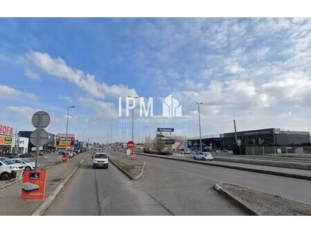 location commerce 420 m²