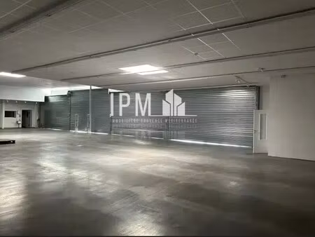 location commerce 620 m²