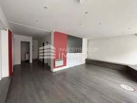 location commerce 72 m²