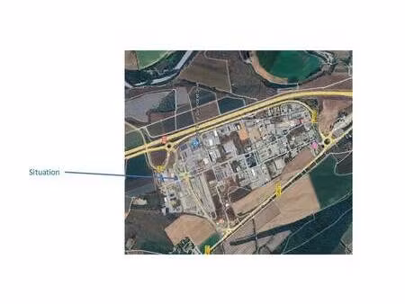 location commerce 800 m²