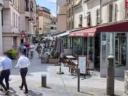 location commerce 140 m²