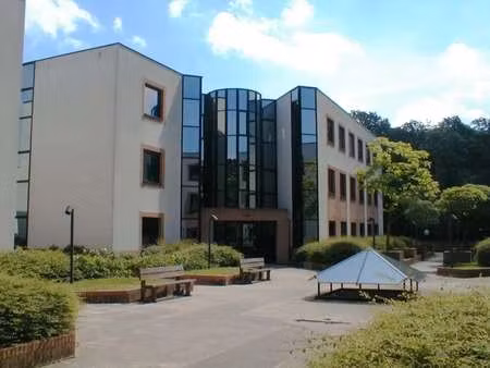 vente bureaux 133 m² à 1 323 m²