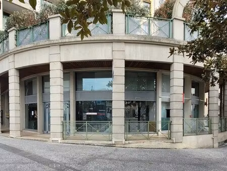 location commerce caluire-et-cuire 69300 80m² à 400m²