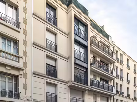 location commerce levallois-perret 92300 165m²