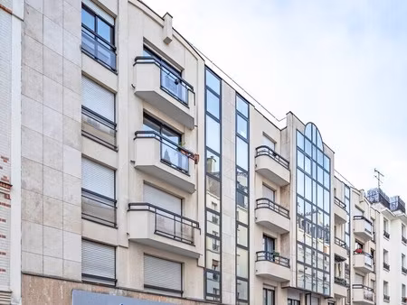 location commerce 90 m²