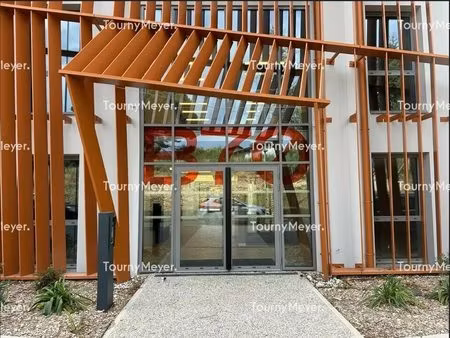 vente bureaux 30 m² à 3 304 m²