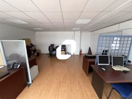 vente bureaux 135 m²