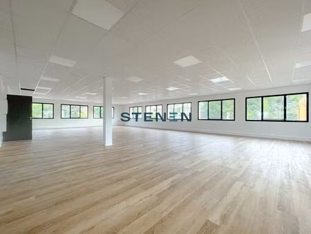 vente bureaux 187 m² à 375 m²