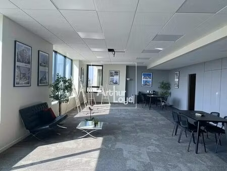vente bureaux 153 m²
