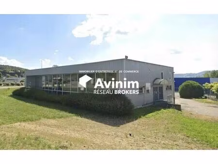 location commerce alby sur cheran 74540 390m²