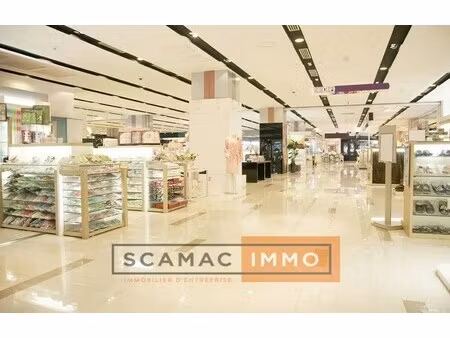 location commerce etampes 91150 550m²