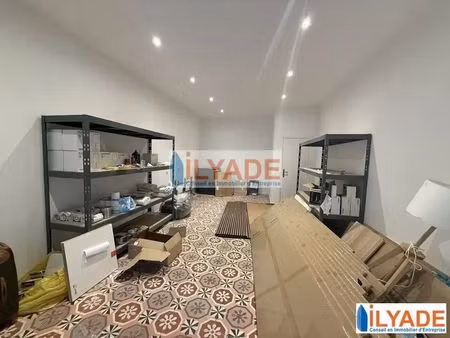 location commerce 35 m²
