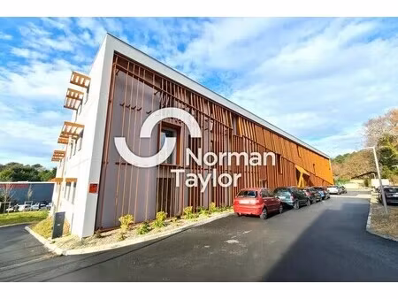 vente bureaux 48 m² à 3 378 m²